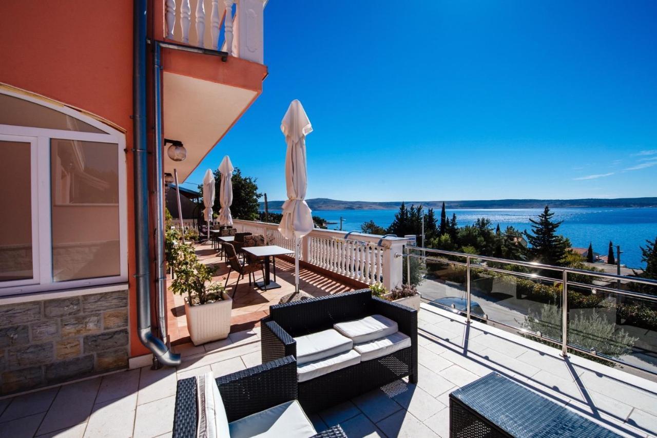 Apartments By The Sea Starigrad, Paklenica - 16421 외부 사진