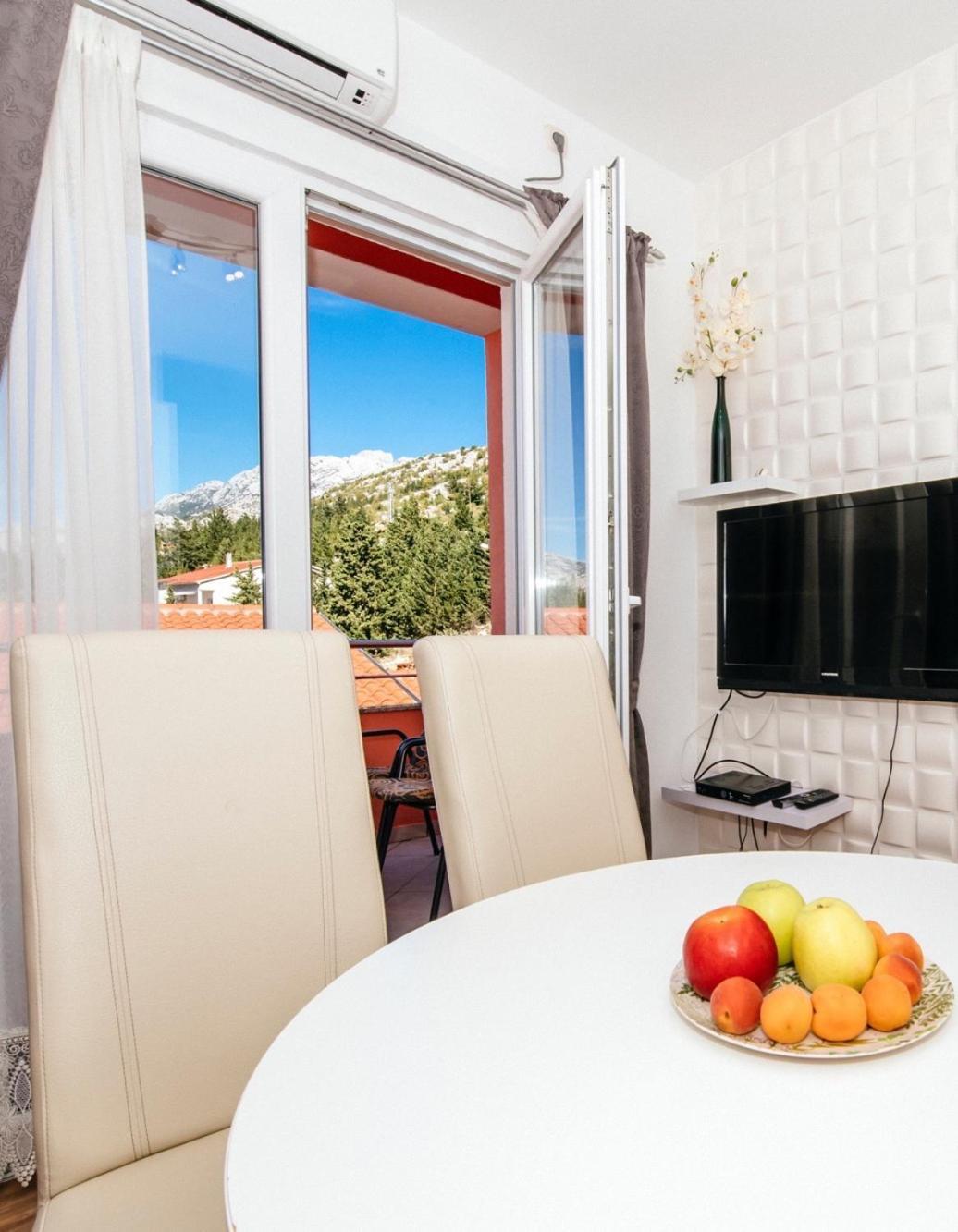 Apartments By The Sea Starigrad, Paklenica - 16421 객실 사진